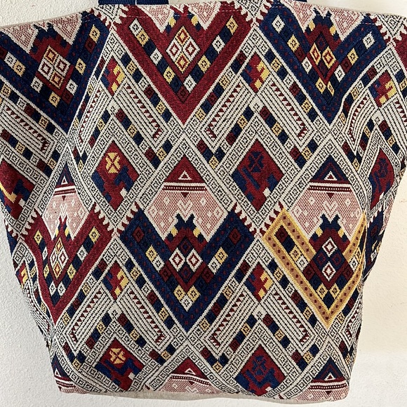 Canvas Pattern Tote Bag - Picture 3 of 10